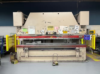 230 Ton Pacific Hydraulic Press Brake JVYMS032025 1